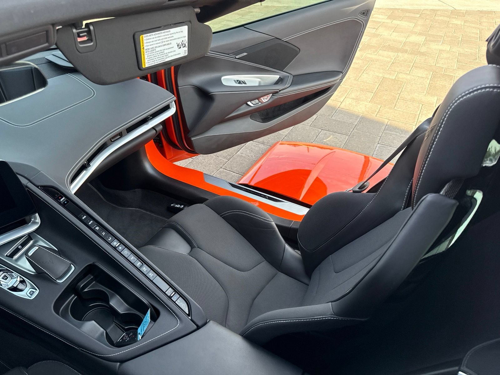 Used 2021 Chevrolet Corvette Stingray Coupe w/ Z51 Performance Package RWD image 14
