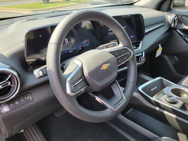 New 2026 Chevrolet Equinox LT w/ Convenience Package II AWD/4WD image 9