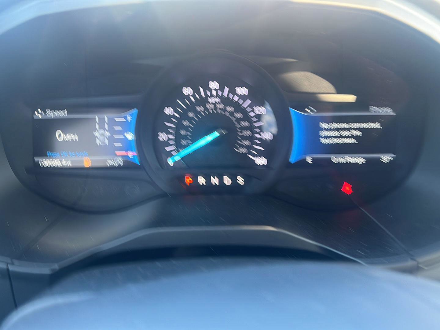 Used 2024 Ford Edge SEL w/ Convenience Package image 18