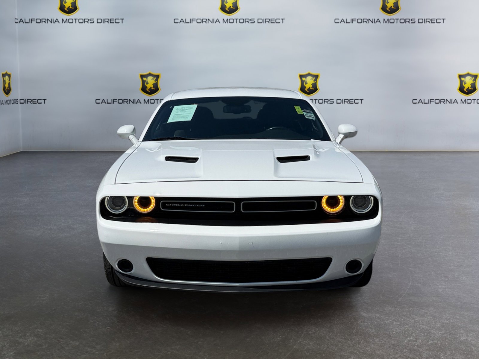 Used 2019 Dodge Challenger SXT image 8