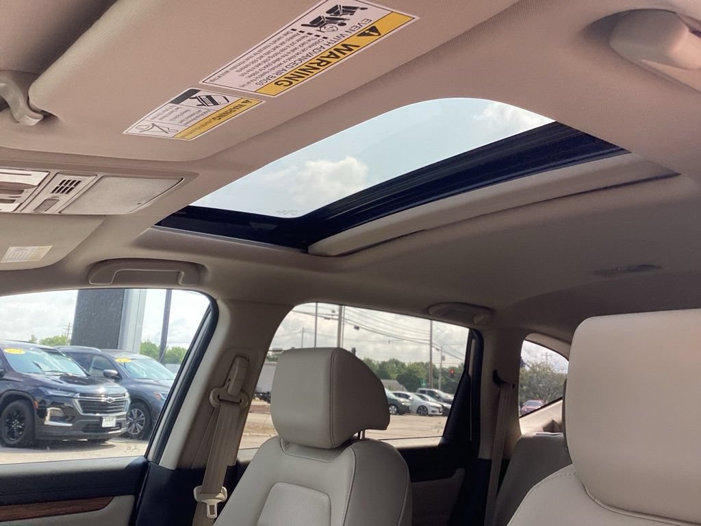 Used 2019 Honda CR-V Touring image 14