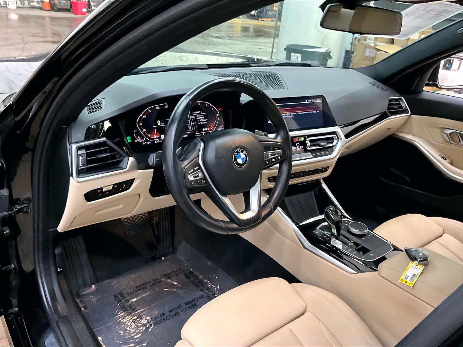 Used 2019 BMW 330i Sedan w/ Convenience Package RWD image 17