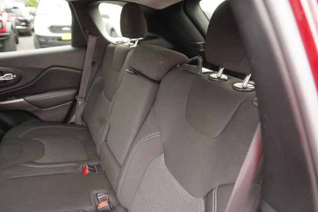 Used 2020 Jeep Cherokee Latitude image 13