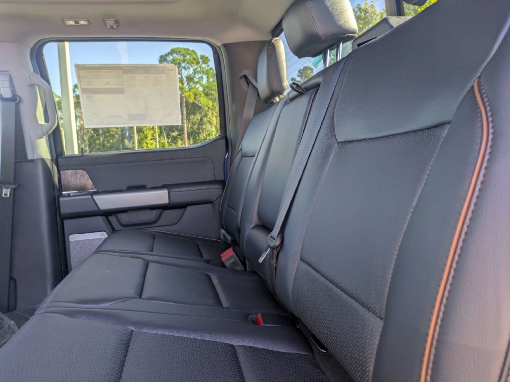 New 2026 Ford F250 Lariat w/ Black Appearance Package AWD/4WD image 13