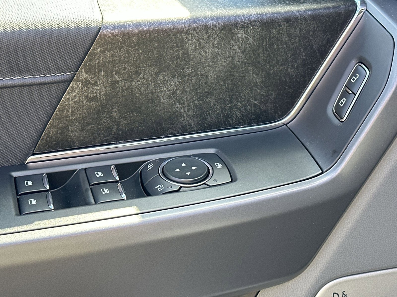 New 2025 Ford F150 Lightning Flash image 17