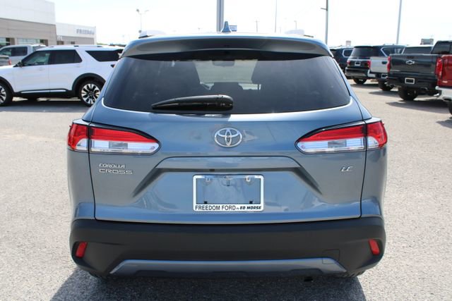 Used 2022 Toyota Corolla Cross LE FWD image 6