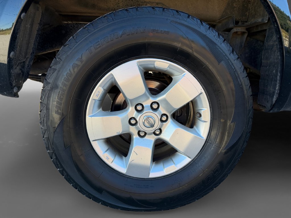 Used 2010 Nissan Frontier SE RWD image 10