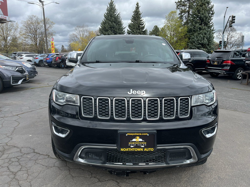 Used 2017 Jeep Grand Cherokee Limited AWD/4WD image 11