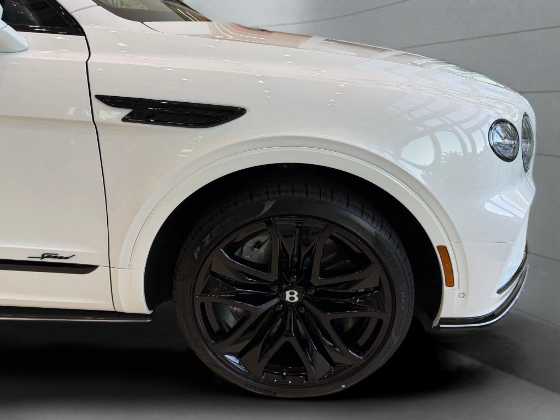 New 2026 Bentley Bentayga Speed AWD/4WD image 6