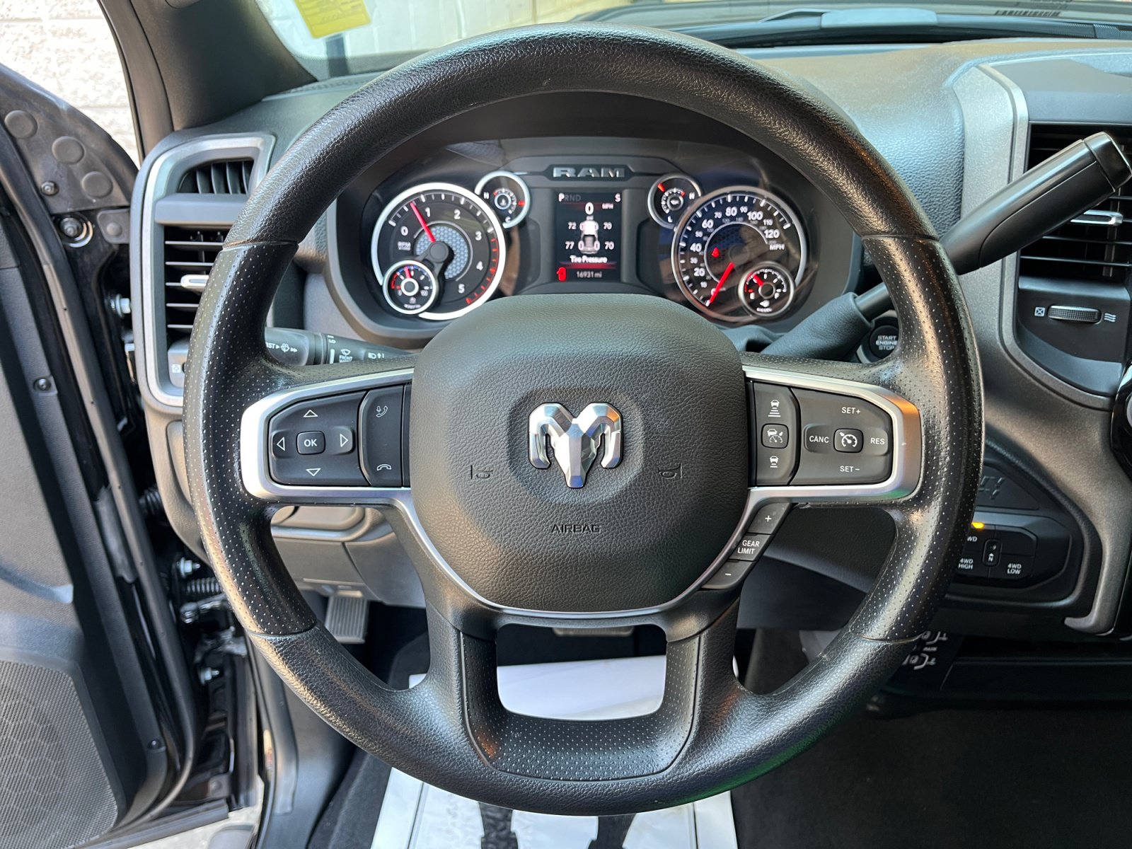 Used 2026 RAM 2500 Tradesman AWD/4WD image 12