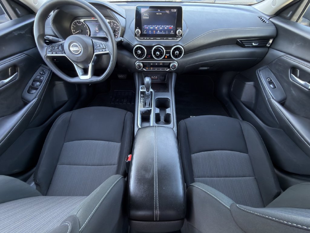 Used 2025 Nissan Sentra SV FWD image 8