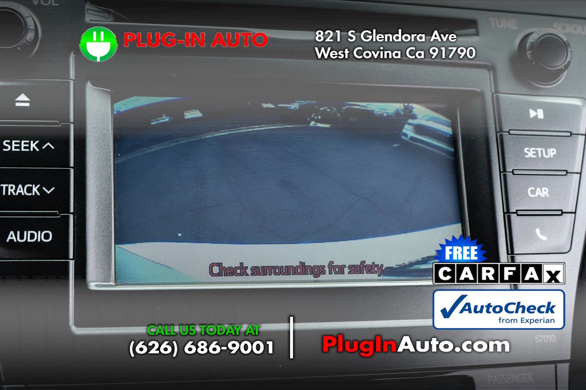 Used 2013 Toyota Prius V Two FWD image 25