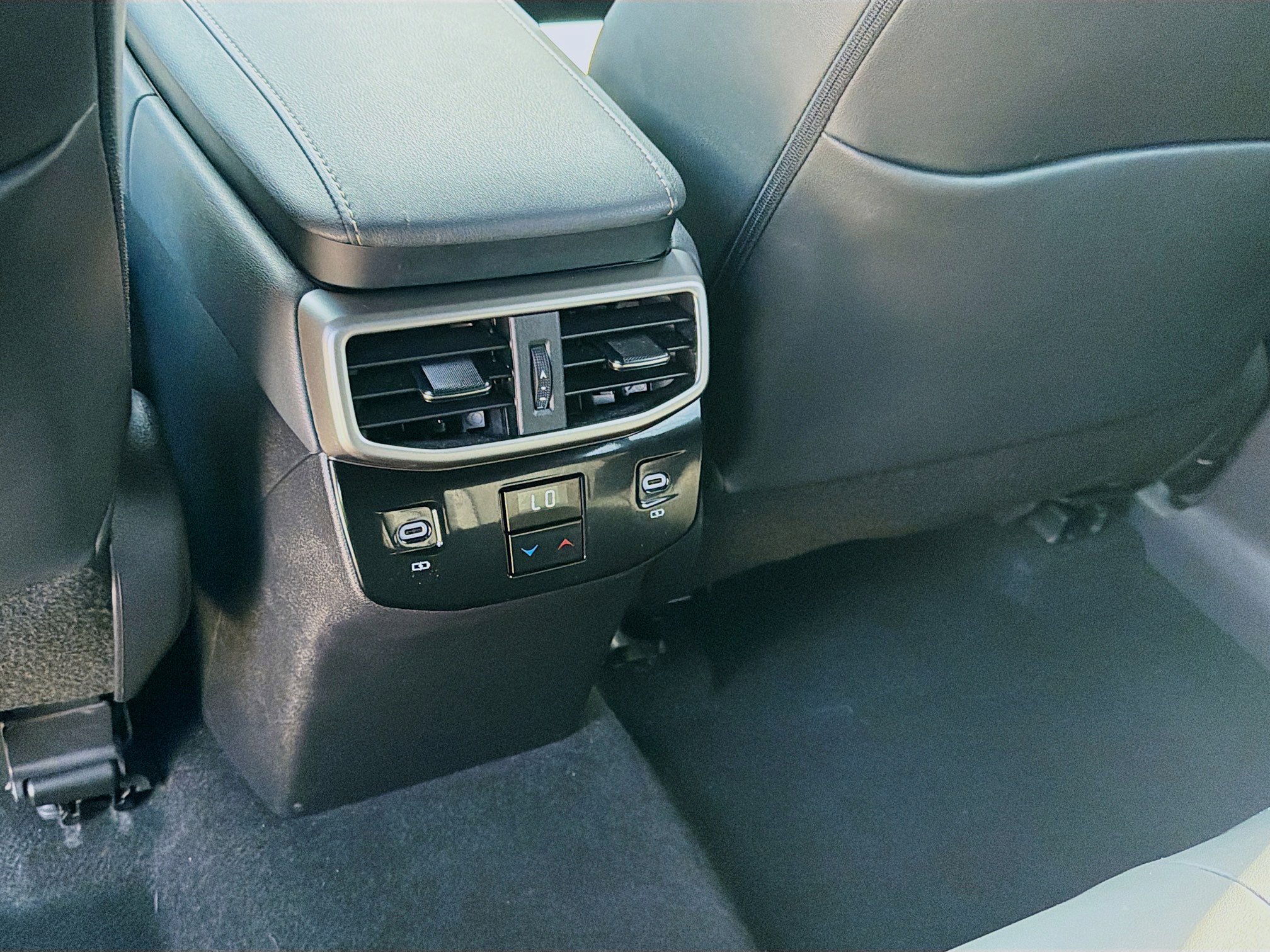 Used 2024 Lexus RX 350 FWD w/ Technology Package image 24