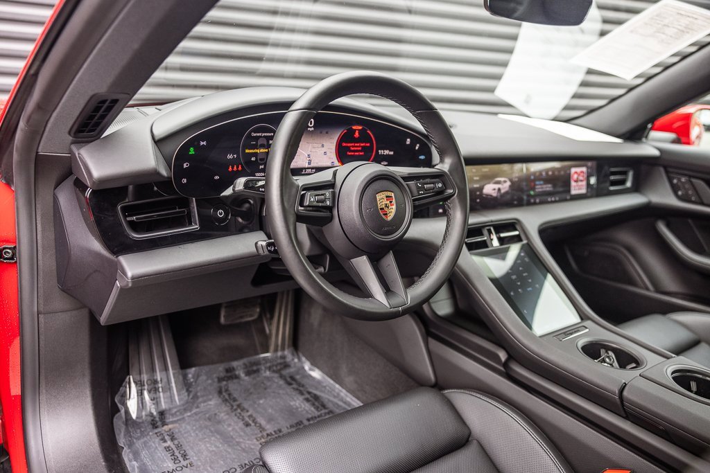 Certified 2024 Porsche Taycan 4S image 4