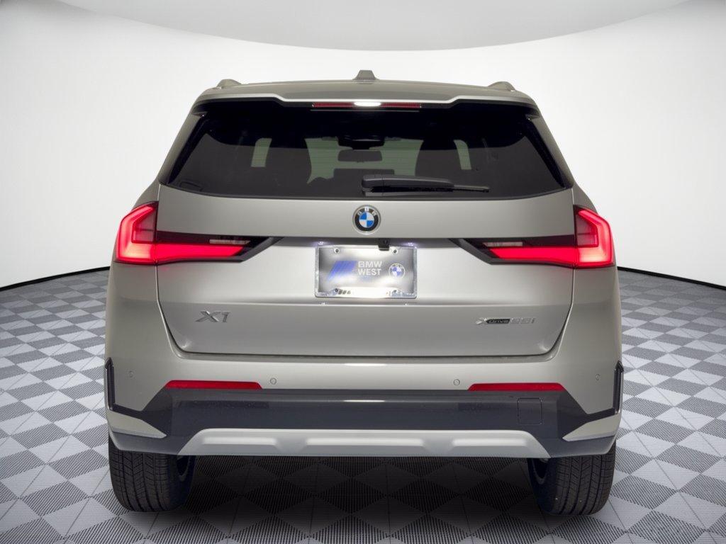 New 2027 BMW X1 xDrive28i AWD/4WD image 11