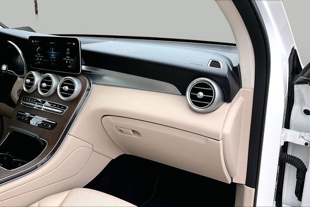 Certified 2022 Mercedes-Benz GLC 300 4MATIC image 29