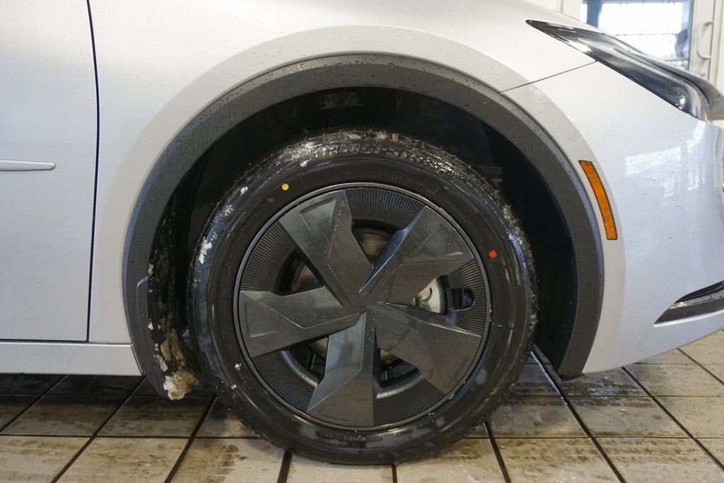 New 2026 Toyota Prius LE image 30