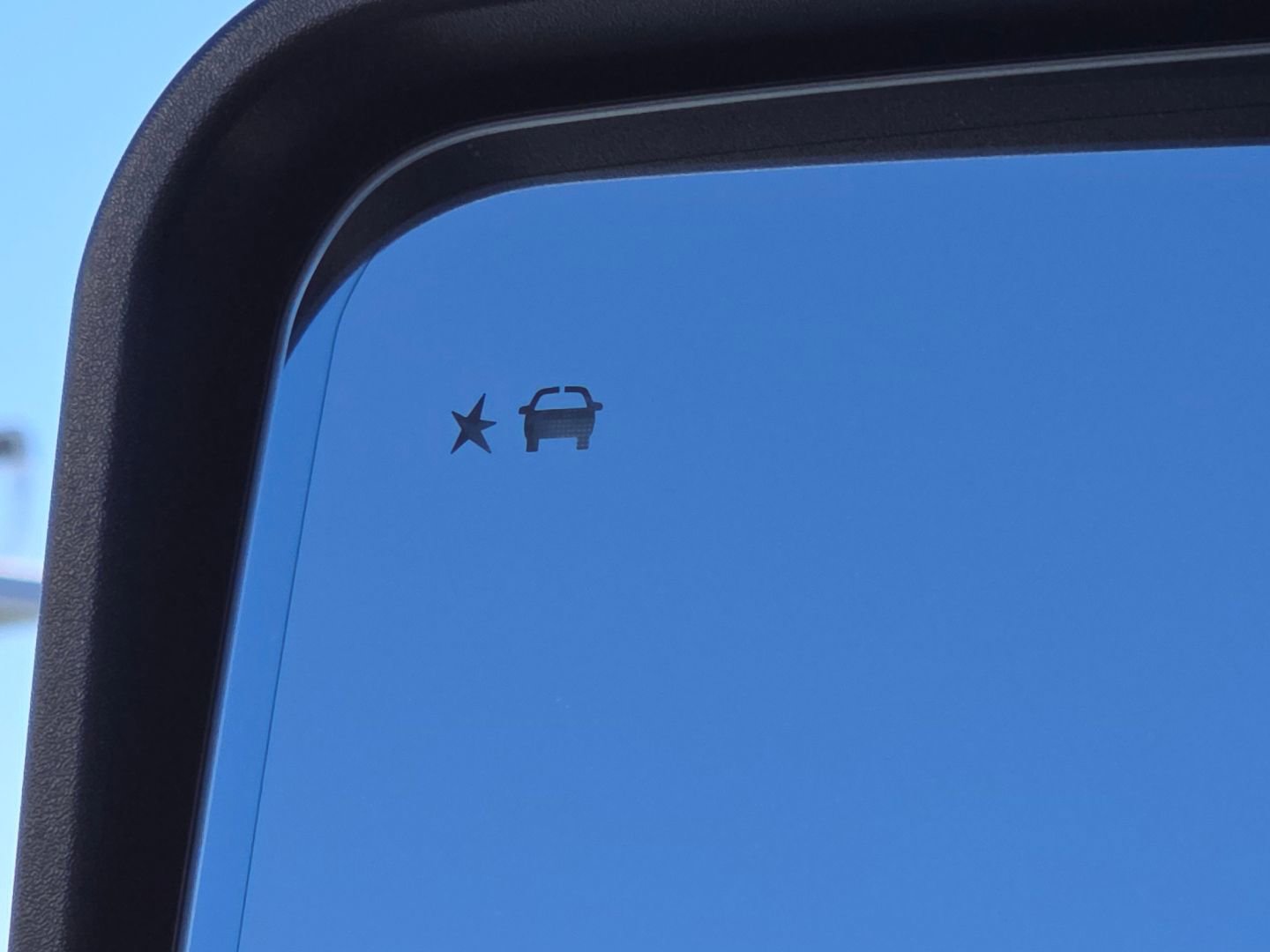 Used 2024 GMC Sierra 2500 AT4X w/ AT4X AEV Edition image 10