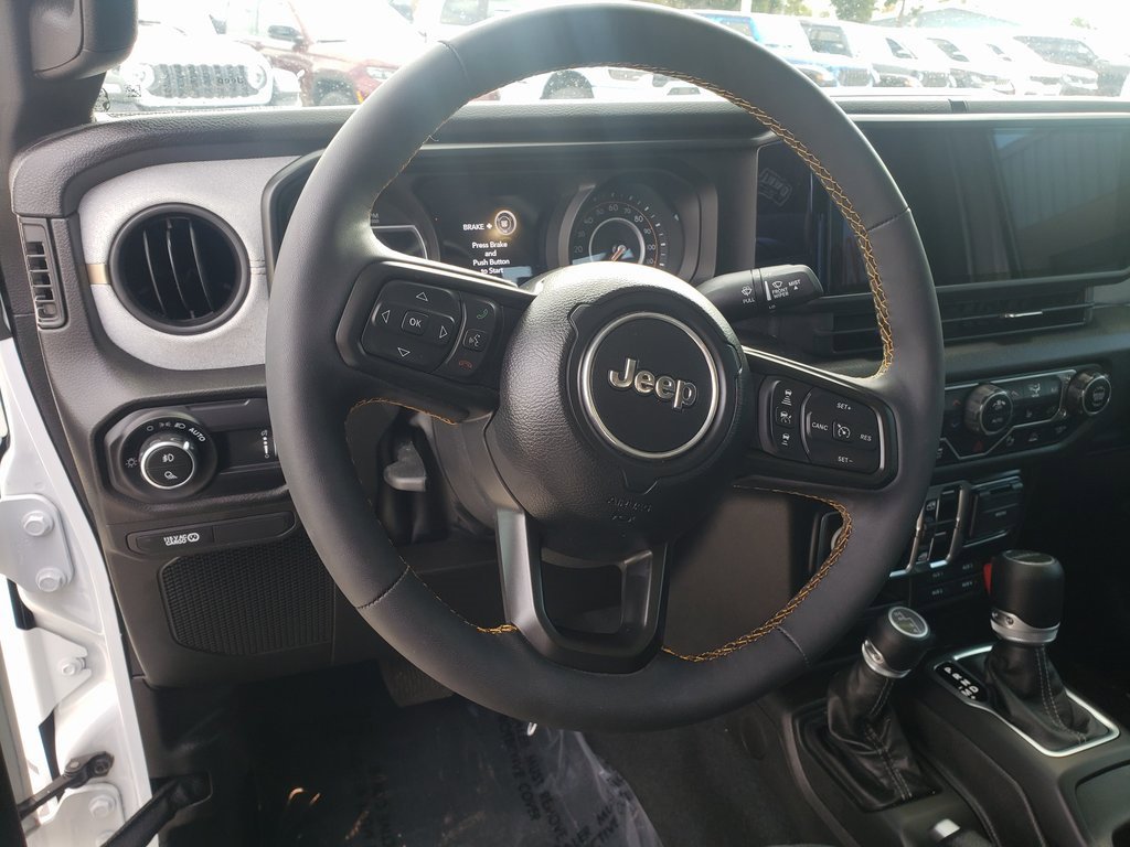Used 2024 Jeep Gladiator Sport image 15