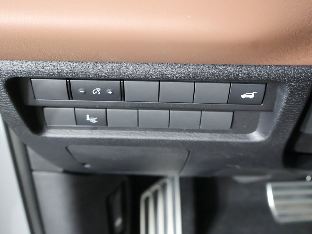New 2025 Mitsubishi Outlander SEL image 42