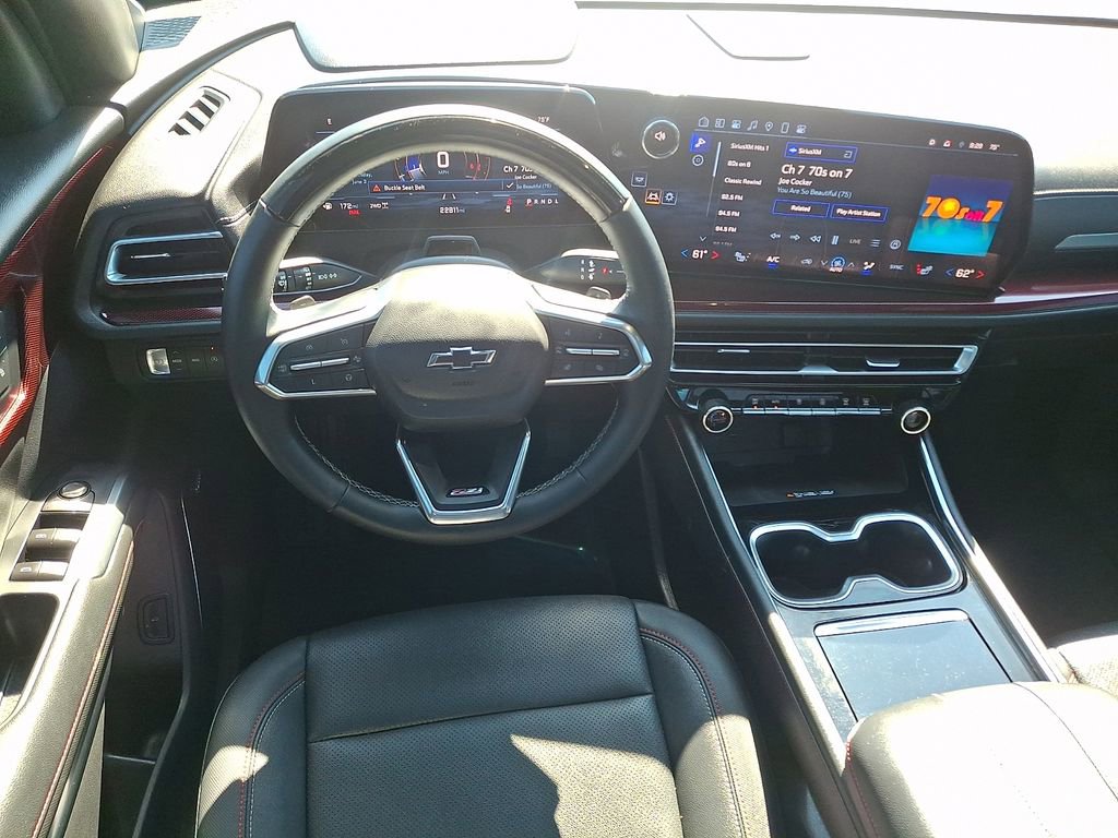Used 2024 Chevrolet Traverse Z71 w/ Enhanced Driving Package AWD/4WD image 2