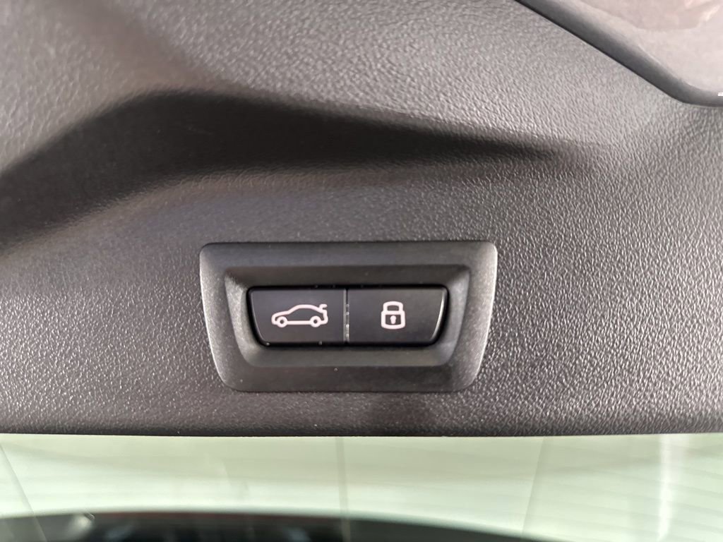 Certified 2025 BMW X5 xDrive40i w/ M Sport Package AWD/4WD image 29