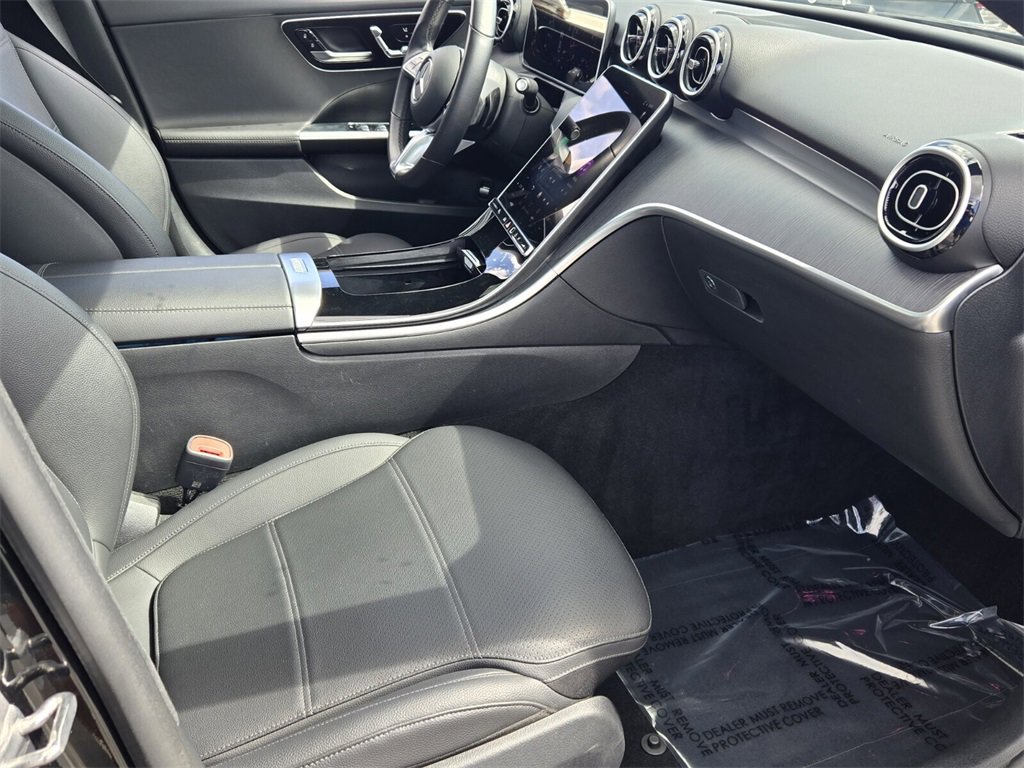 Used 2025 Mercedes-Benz C 300 image 16