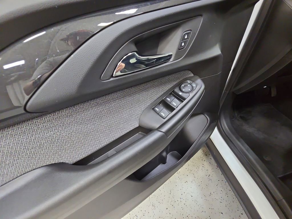 Certified 2023 Chevrolet TrailBlazer LT image 32