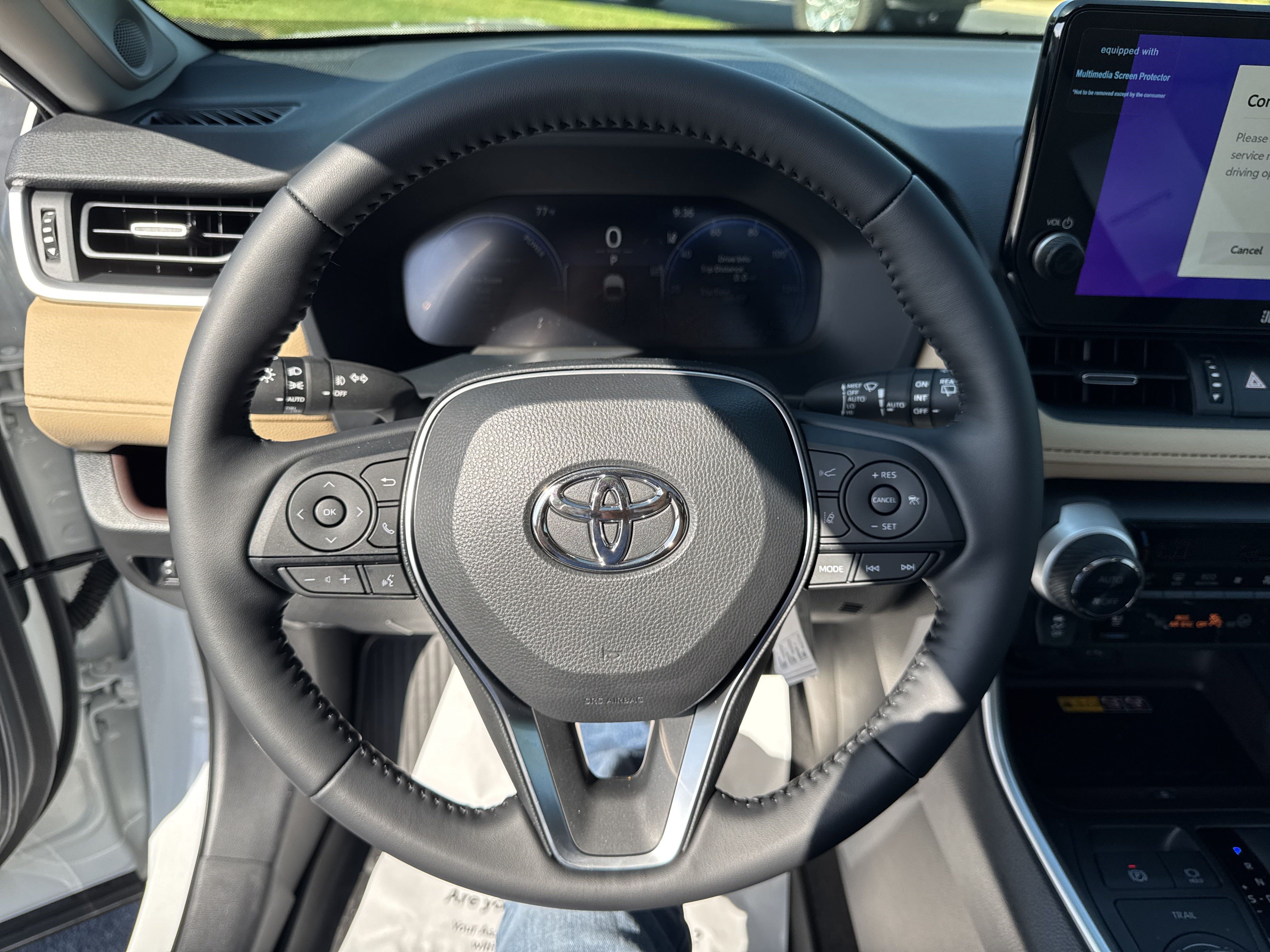 New 2025 Toyota RAV4 Limited w/ Advanced Technology Package AWD/4WD image 17