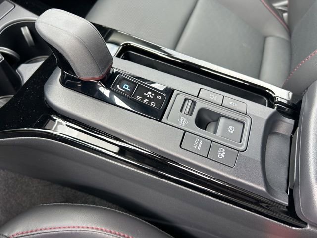 New 2026 Toyota Prius Plug-In Hybrid FWD image 25