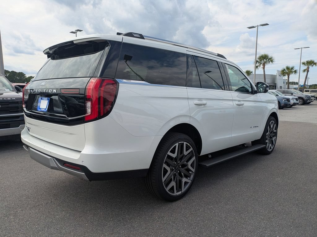 New 2026 Ford Expedition Platinum w/ Platinum Ultimate Package AWD/4WD video 4
