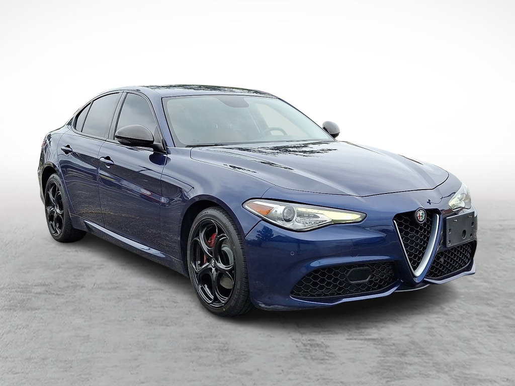 Used 2018 Alfa Romeo Giulia Ti Sport w/ Quick Order Package 22S Sport image 7