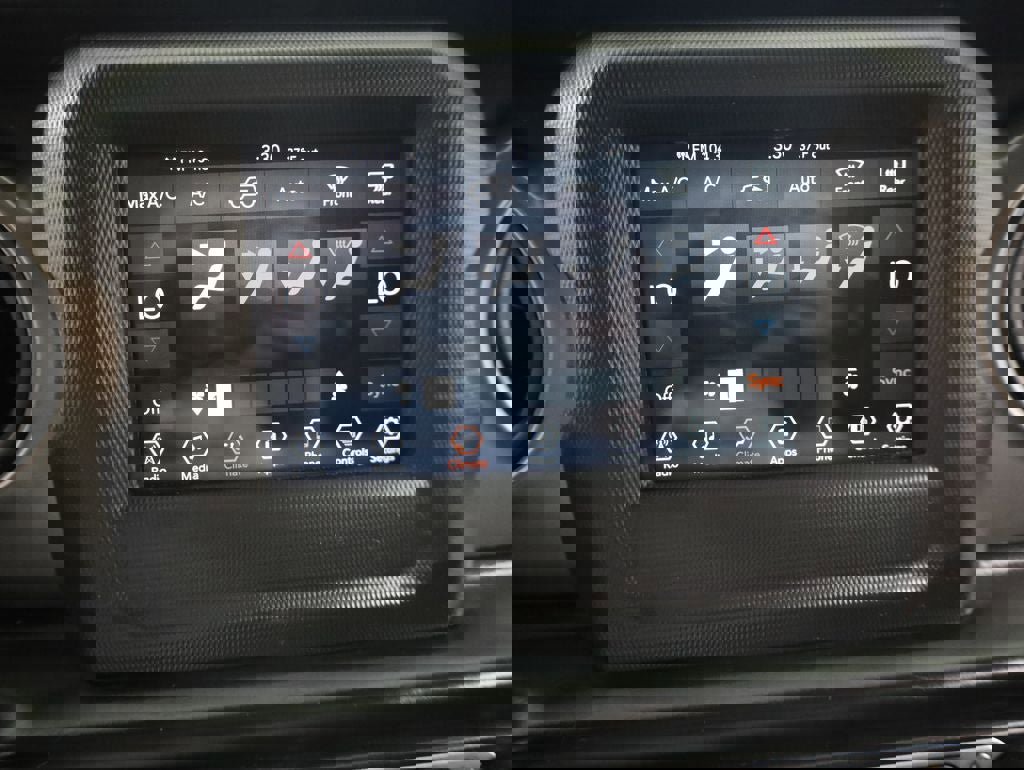 Used 2021 Jeep Wrangler Sport S w/ Technology Group image 27