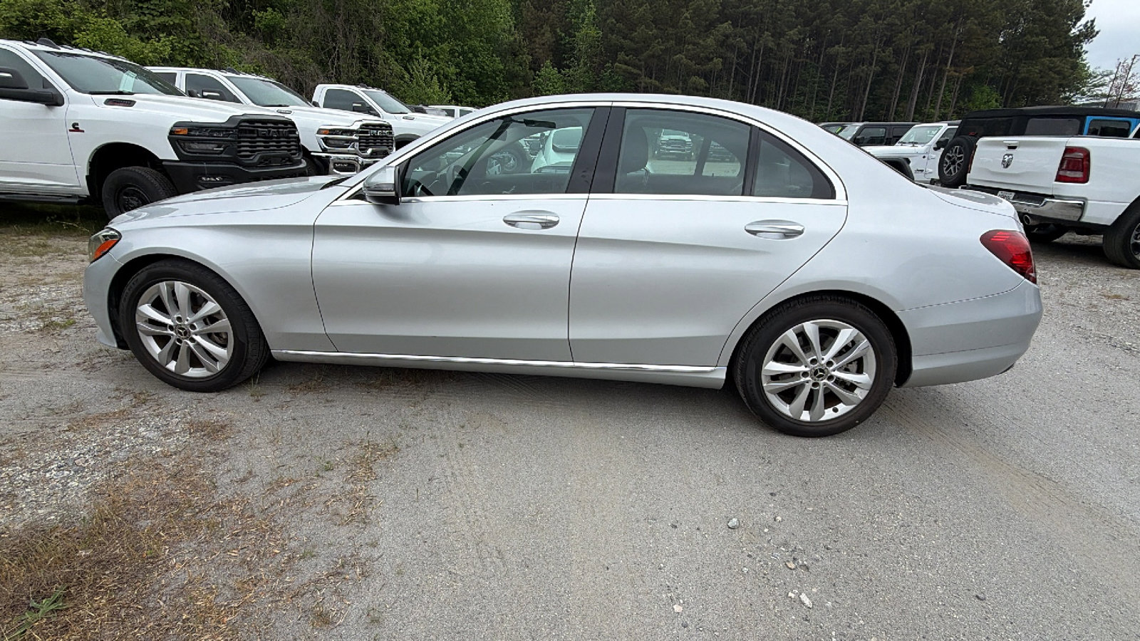 Used 2019 Mercedes-Benz C 300 Sedan image 11