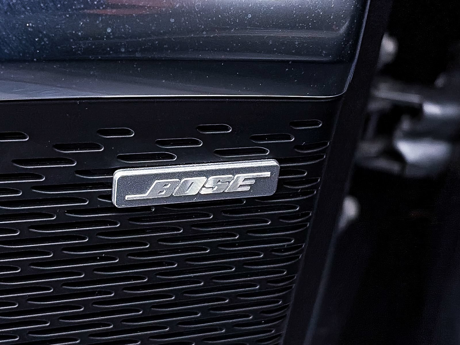 Used 2025 Chevrolet Traverse High Country FWD image 3
