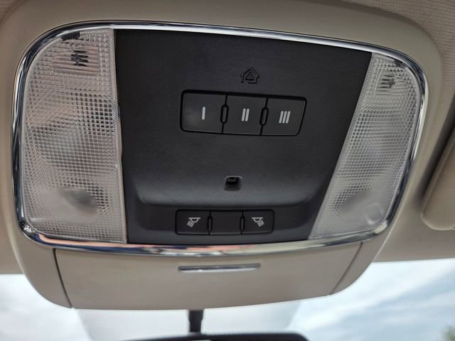 Used 2011 Jeep Grand Cherokee Laredo AWD/4WD image 28