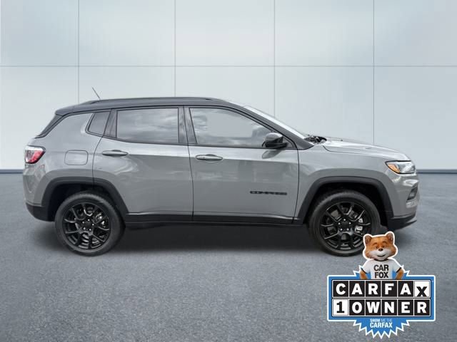 Used 2023 Jeep Compass Altitude video 2