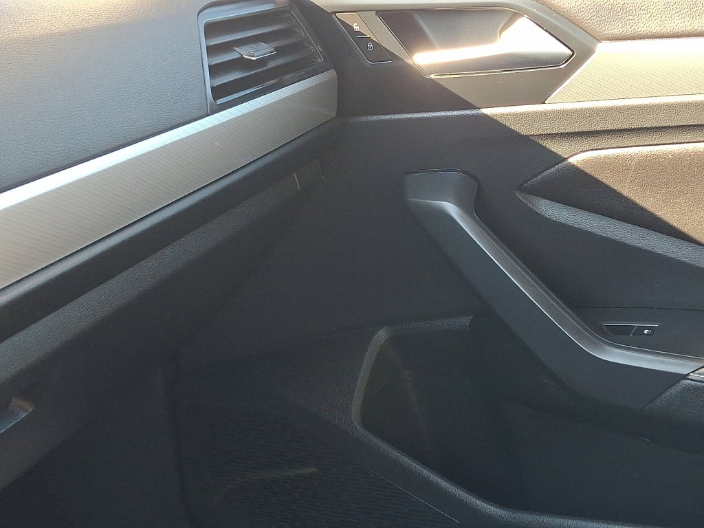 Used 2024 Volkswagen Jetta S image 31