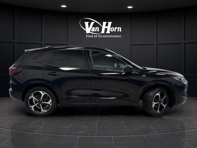 Used 2024 Ford Escape ST-Line Elite image 2