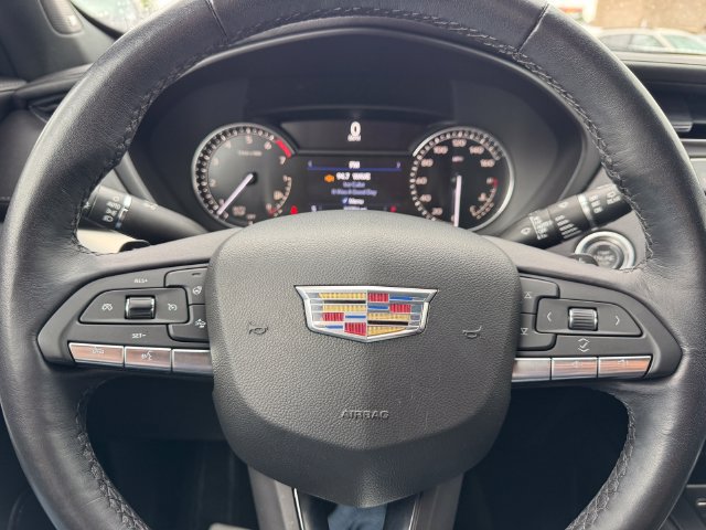 Certified 2022 Cadillac XT4 Premium Luxury w/ Cold Weather Package FWD image 24