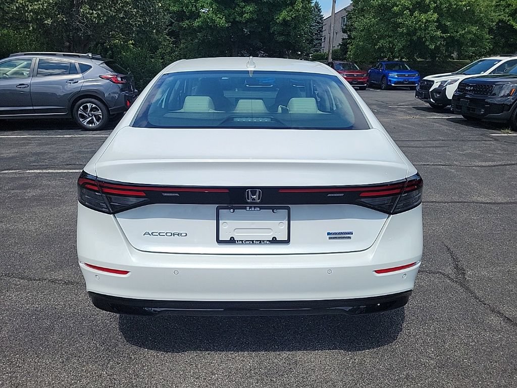 Used 2026 Honda Accord Touring image 4