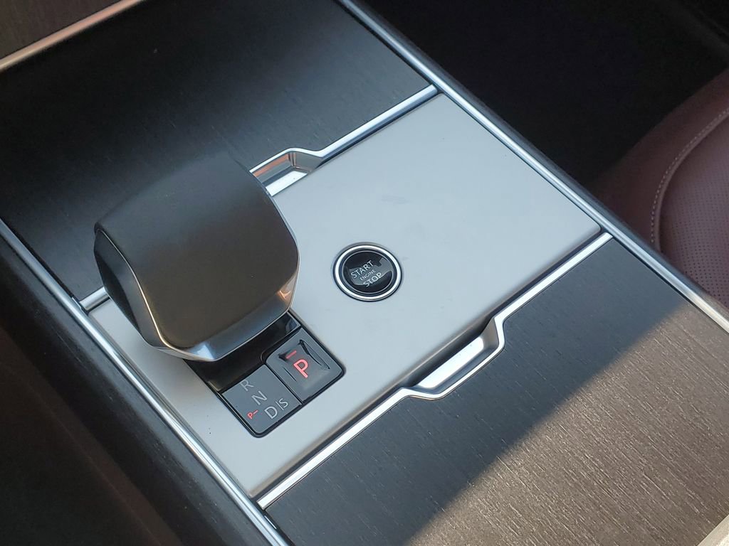 New 2026 Land Rover Range Rover SE image 20