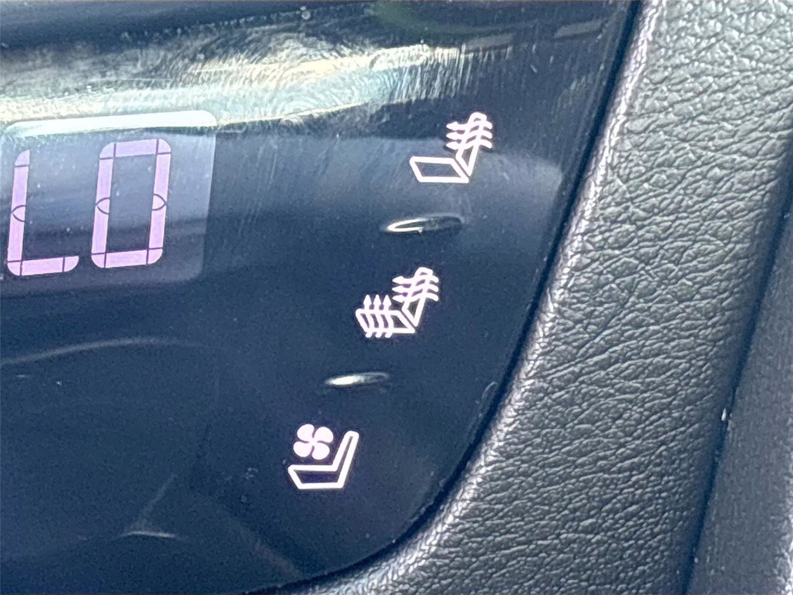 Used 2016 Cadillac CT6 Luxury image 23