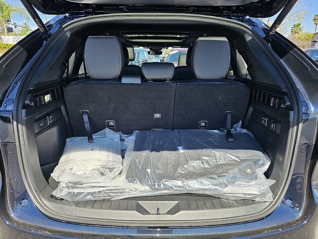 New 2026 MAZDA CX-90 Plug-In Hybrid w/ Premium Plus image 11