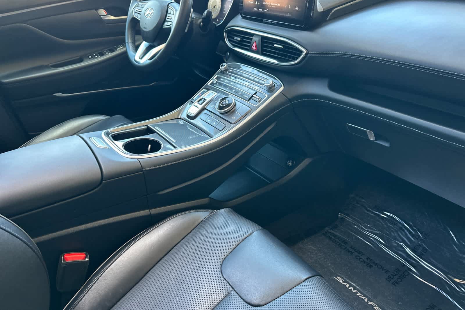 Used 2021 Hyundai Santa Fe SEL w/ Convenience + Premium Package FWD image 15