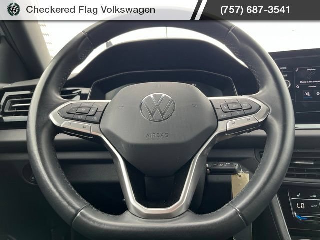Used 2025 Volkswagen Jetta Sport FWD image 31