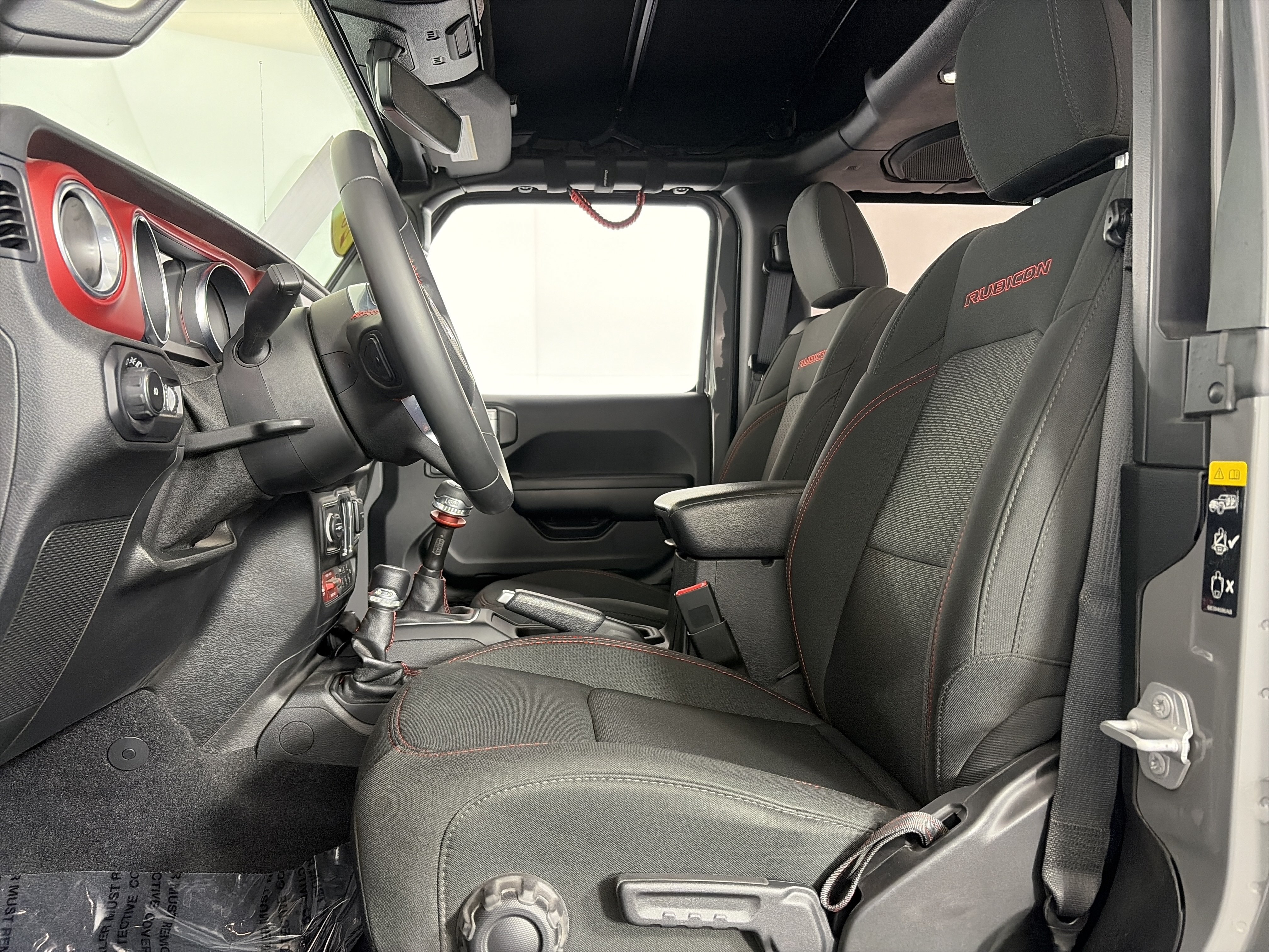 Used 2020 Jeep Wrangler Rubicon AWD/4WD image 3
