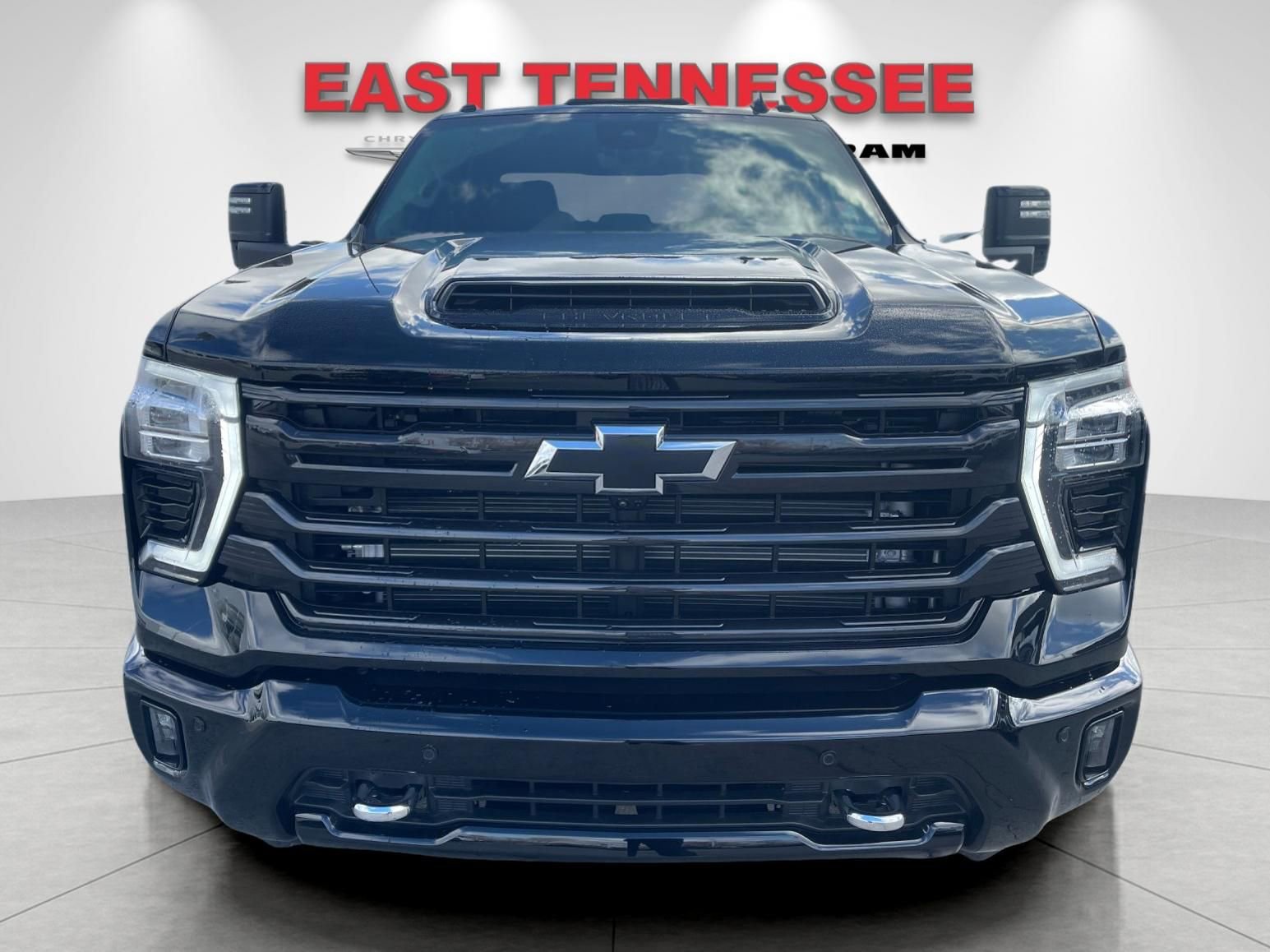 Used 2025 Chevrolet Silverado 2500 High Country w/ High Country Premium Package image 9