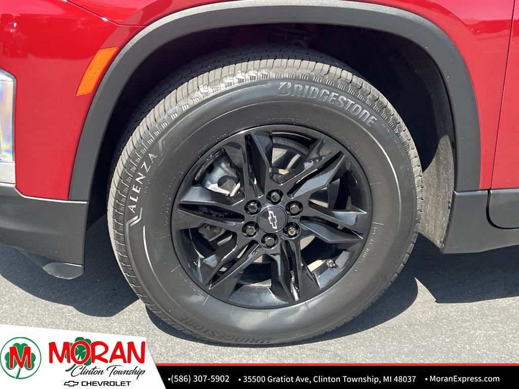 Certified 2023 Chevrolet Traverse LT FWD image 11