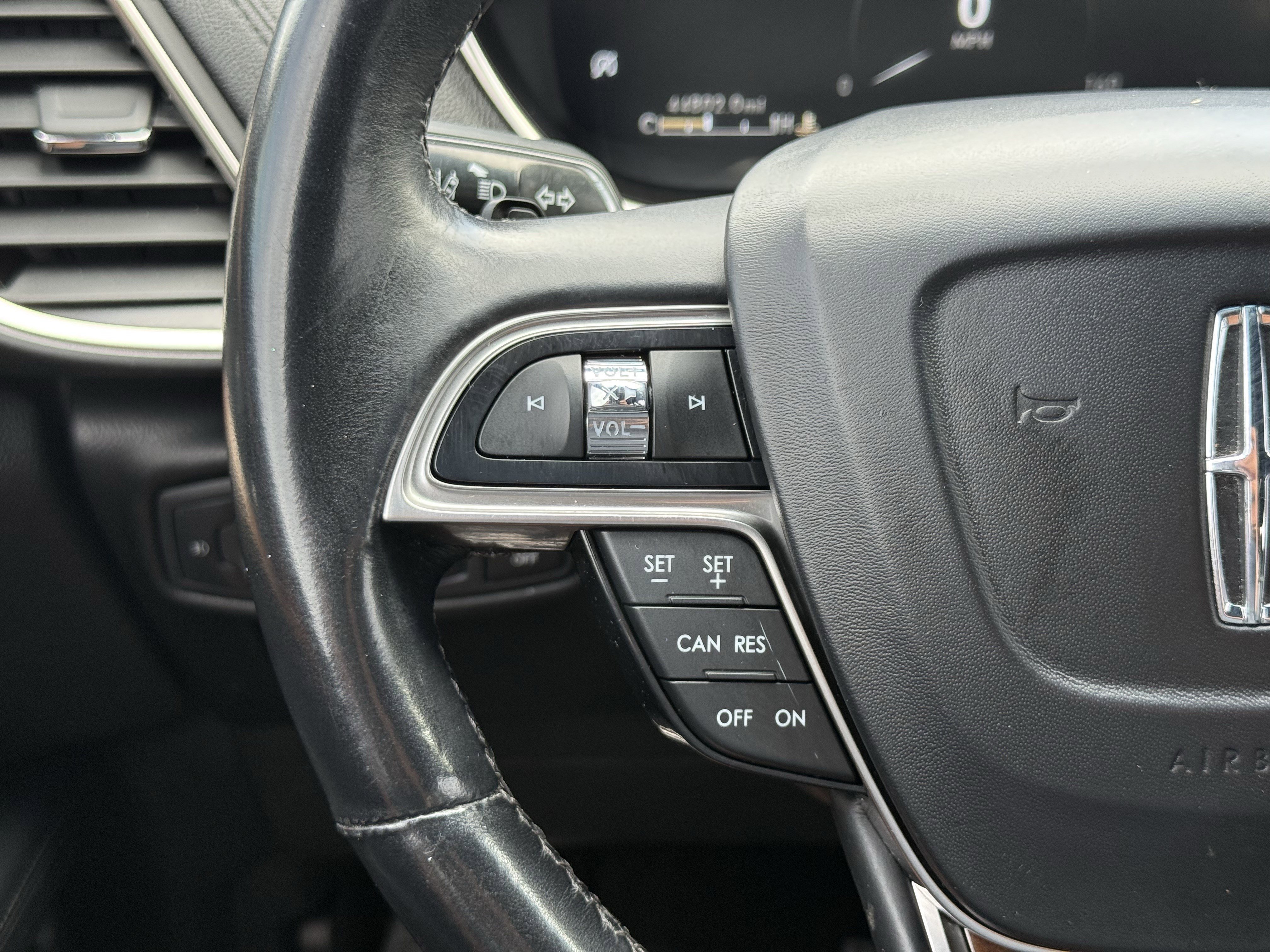 Used 2019 Lincoln Nautilus Reserve w/ Cargo Utility Package image 24